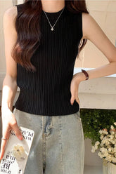 Sleeveless O-Neck Knitted Crop Tops
